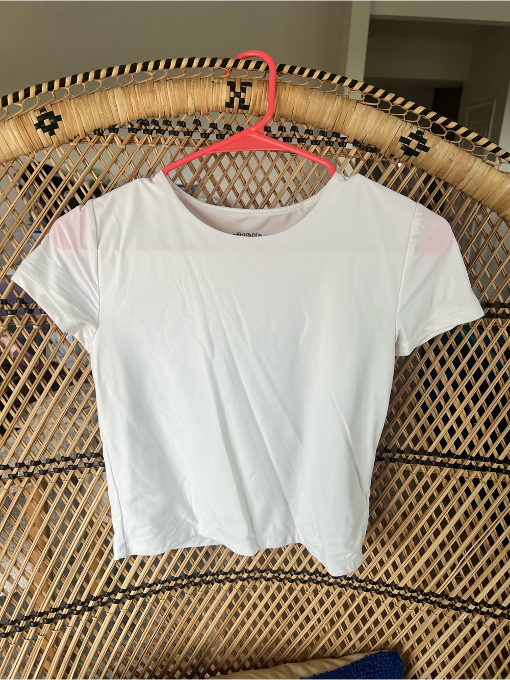 Wild fable White Short Sleeve Crew Neck Tee